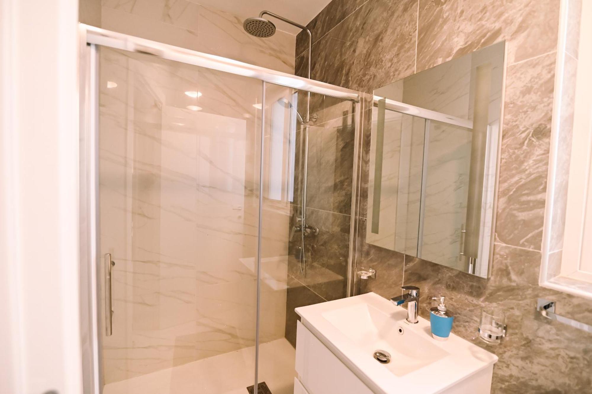 Spacious 3 Bedroom In Sliema! Exterior foto