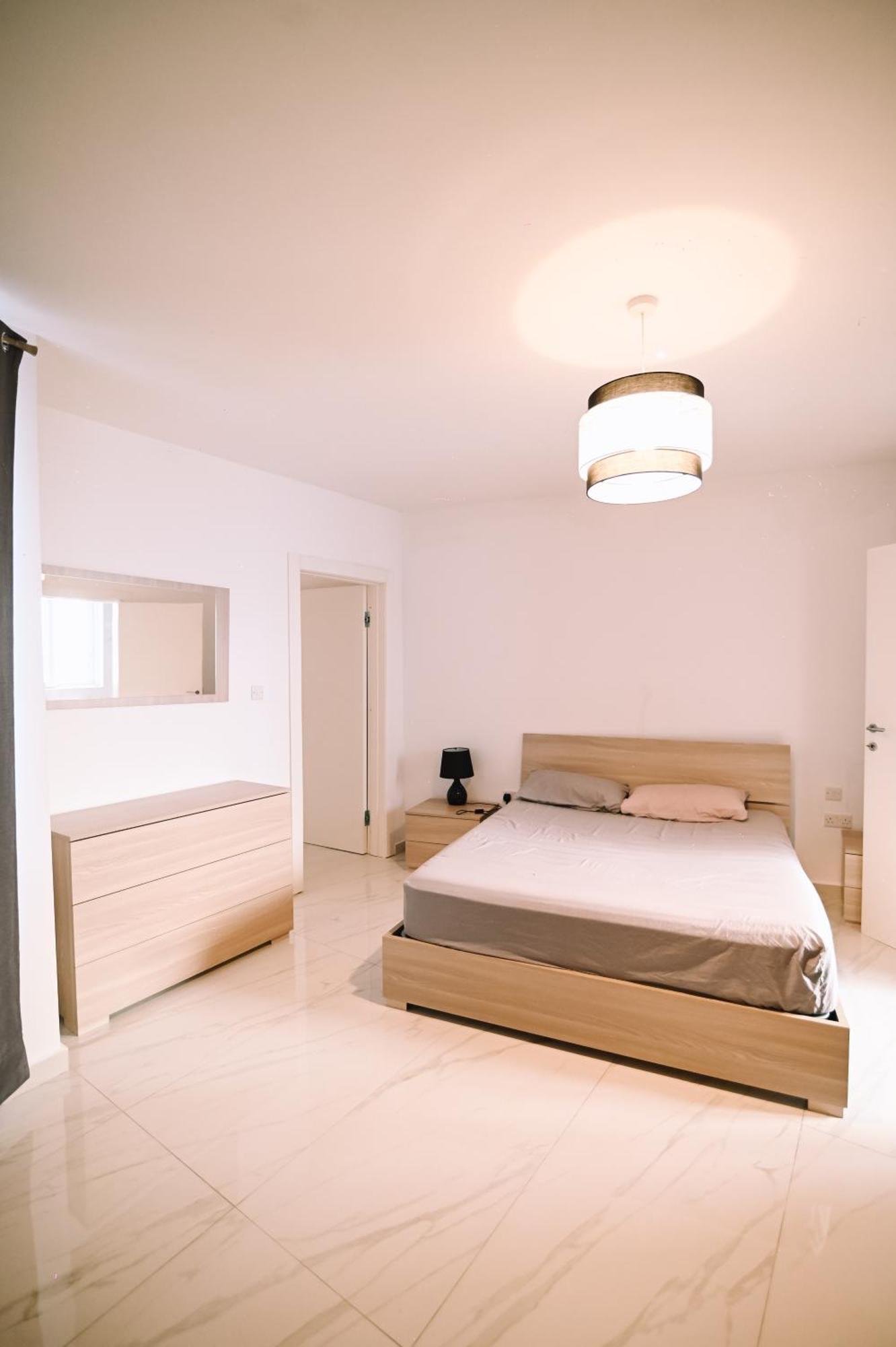 Spacious 3 Bedroom In Sliema! Exterior foto